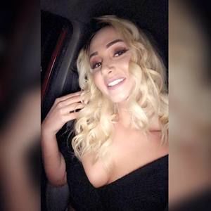 Meet your Posher, Briana